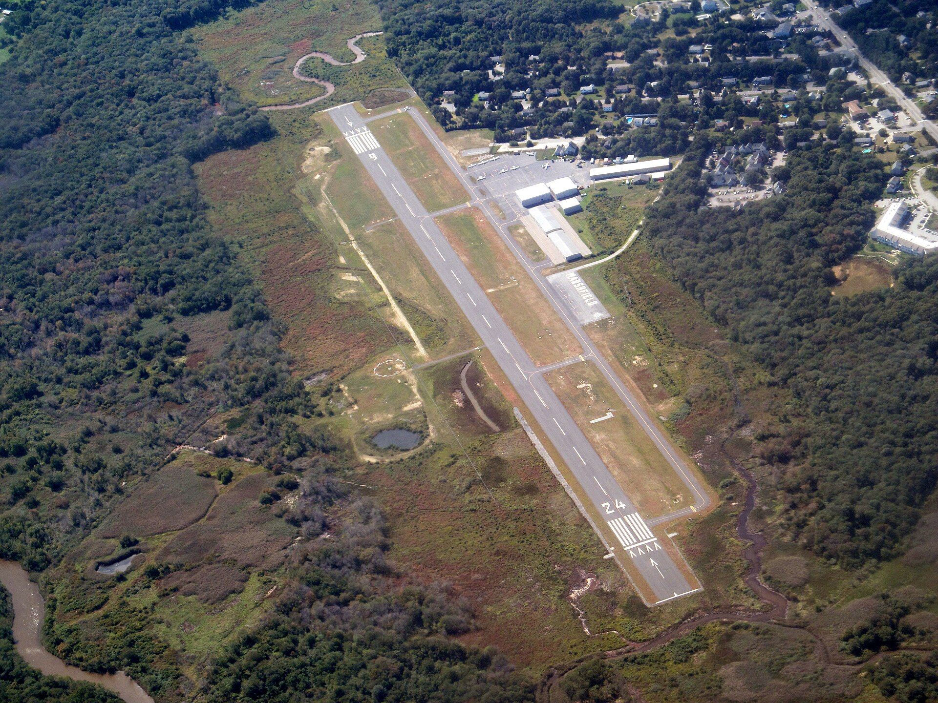 Marshfield Municipal Airport, Marshfield, Massachusetts