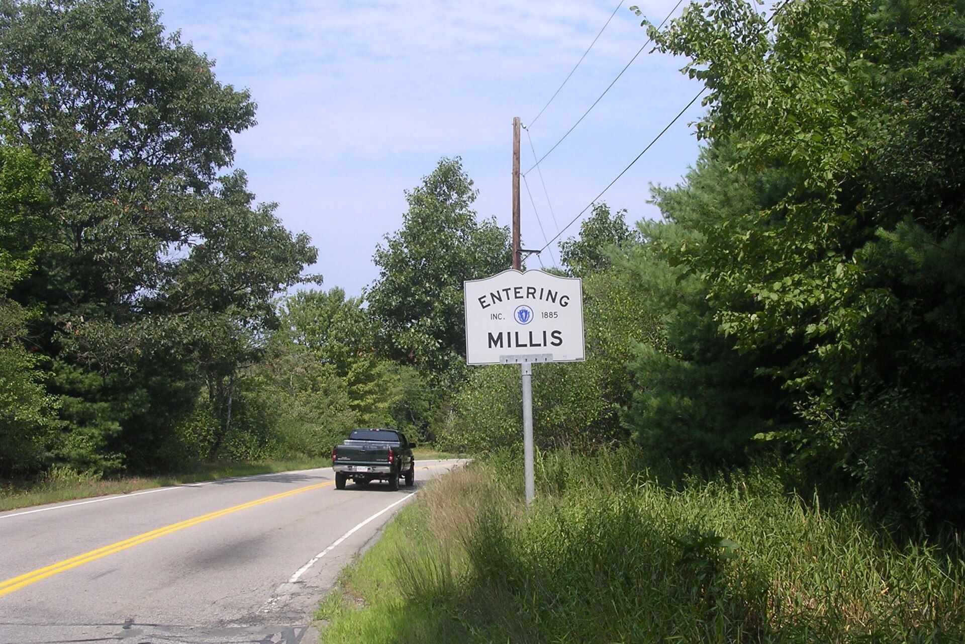 Massachusetts Route 115, Millis, Massachusetts