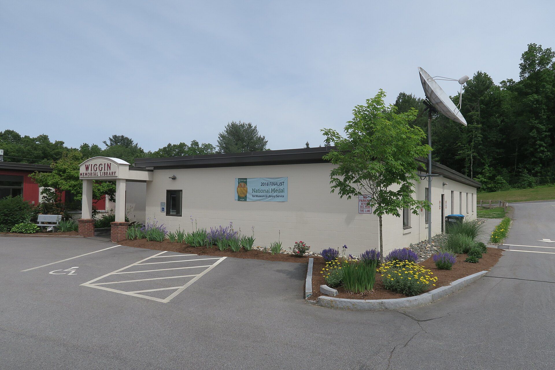 Wiggin Memorial Library, Stratham, New Hampshire