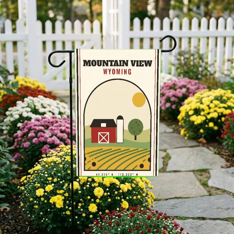 Mountain View Garden Flag