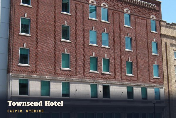 Casper Townsend Hotel Postcard artwork detail